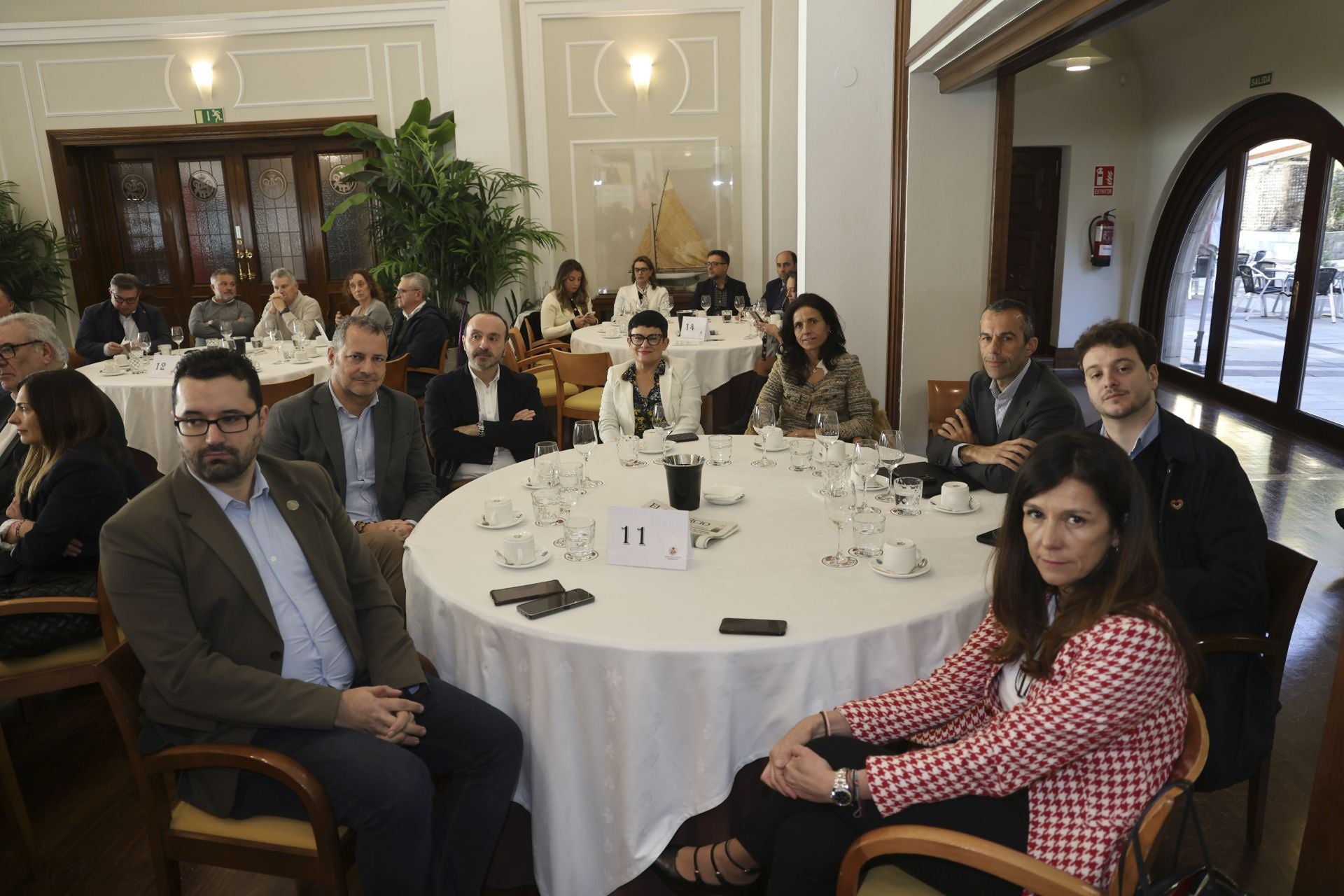Así fue el encuentro de Adrián Barbón con EL COMERCIO