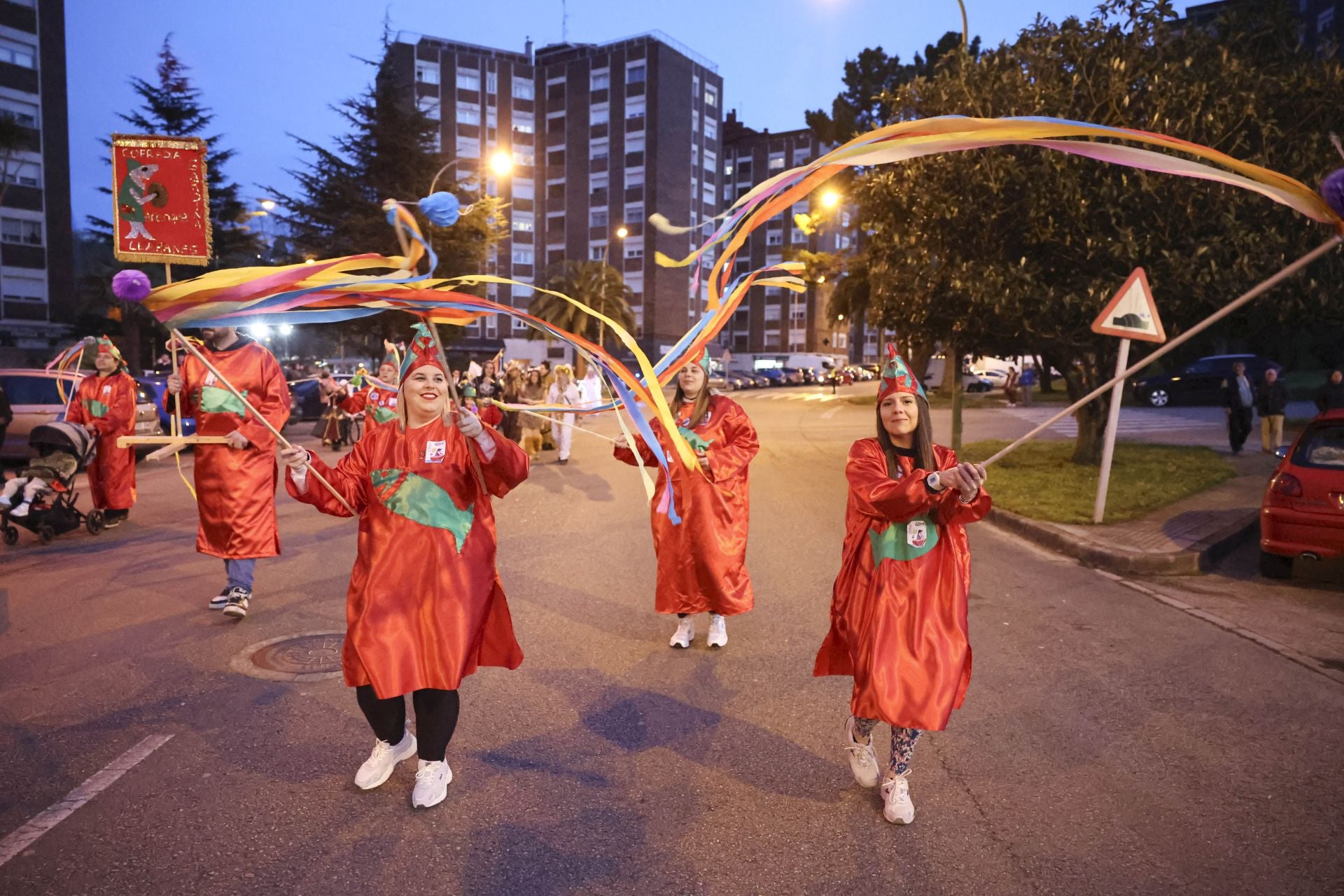 Llaranes arranca el Antroxu en Avilés