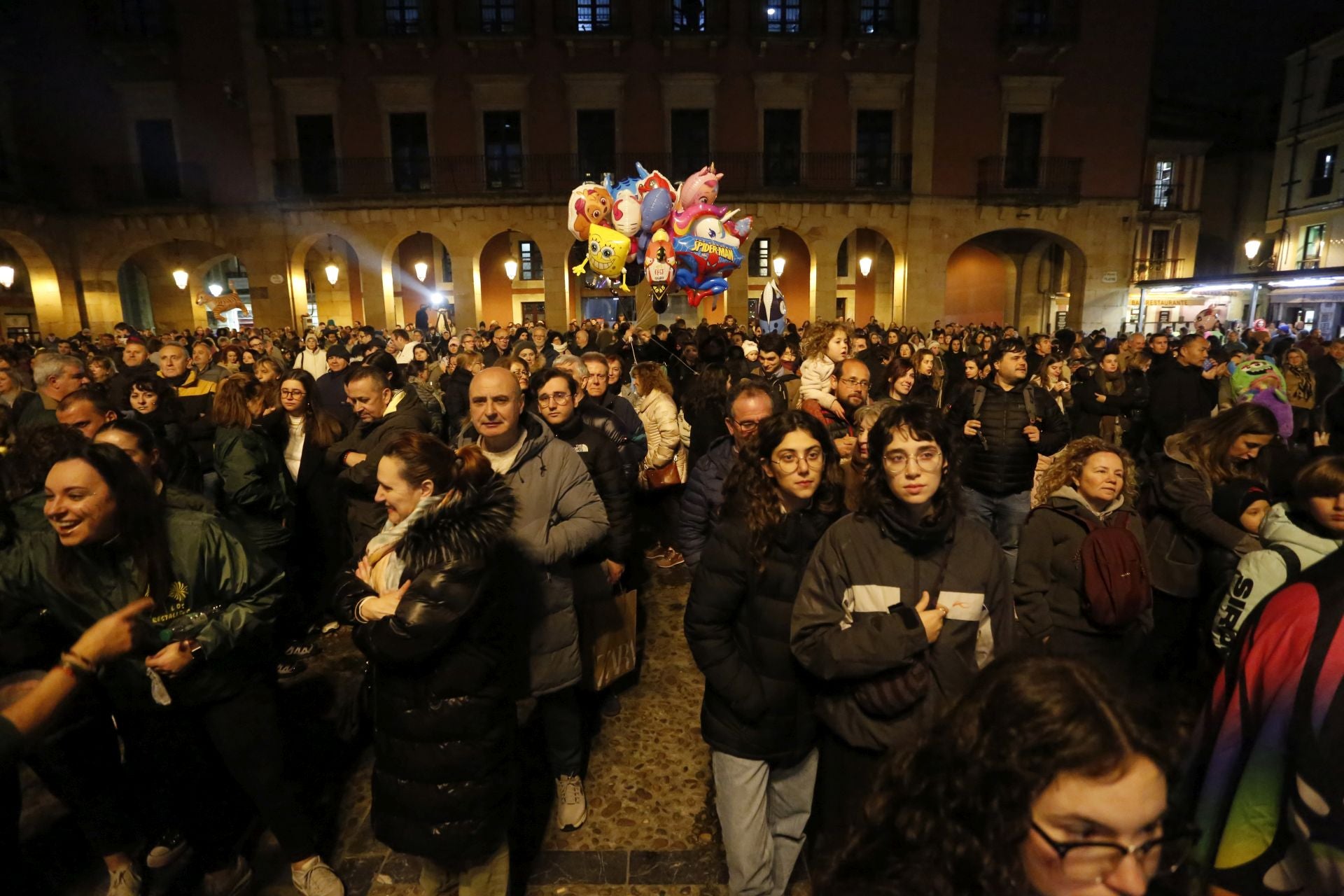 El pregón da el pistoletazo de salida al Antroxu de Gijón