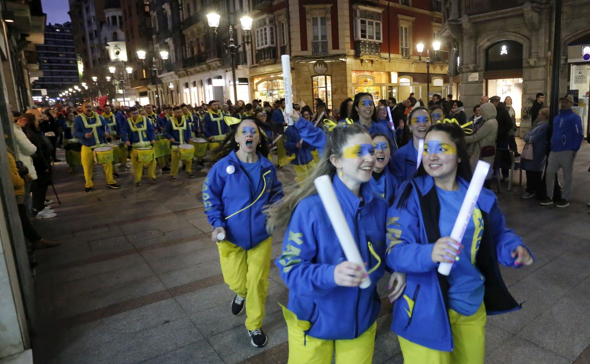 El pregón da el pistoletazo de salida al Antroxu de Gijón