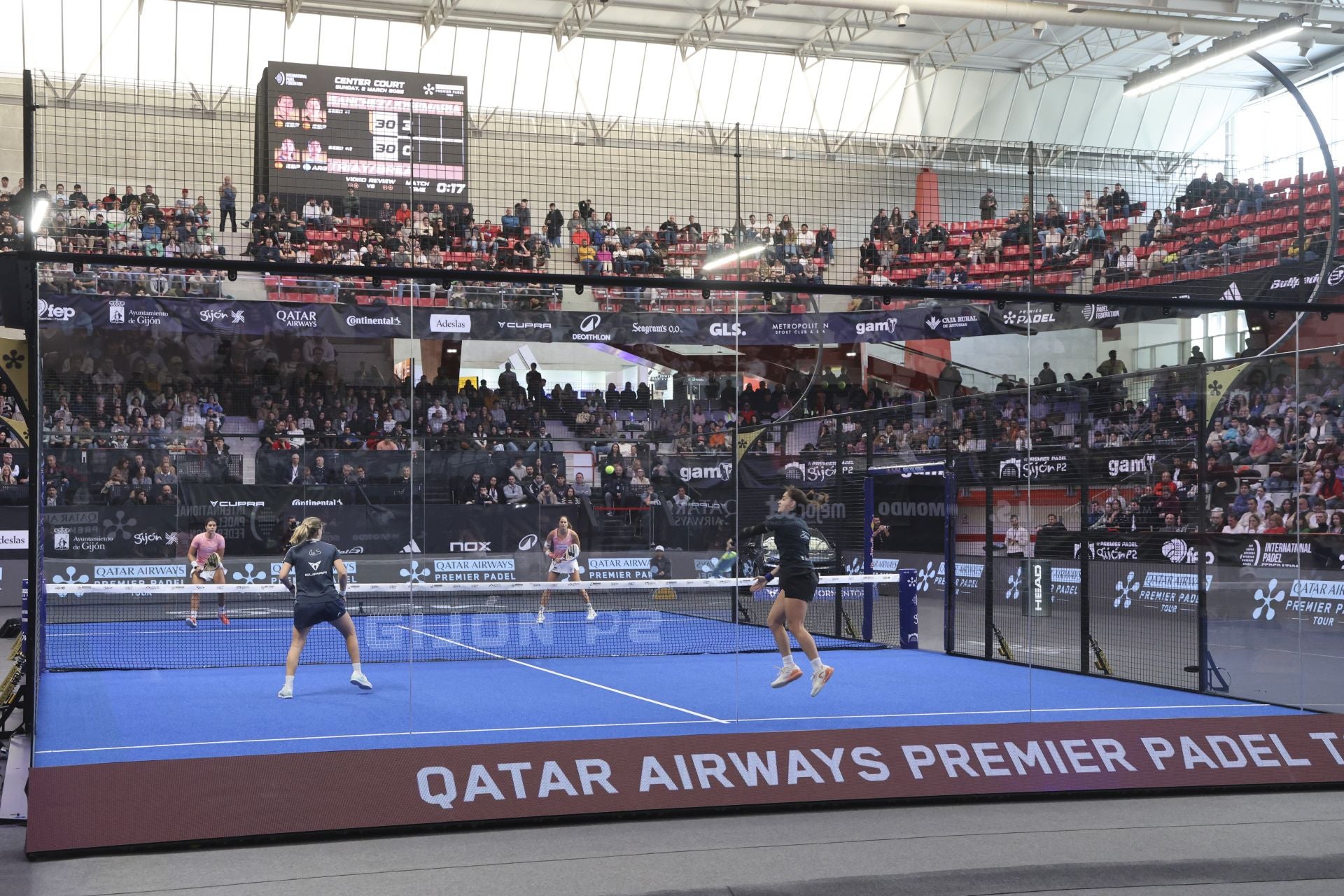 ¿Estuviste en la final femenina del Gijón Premier Padel? ¡Búscate en las fotos!