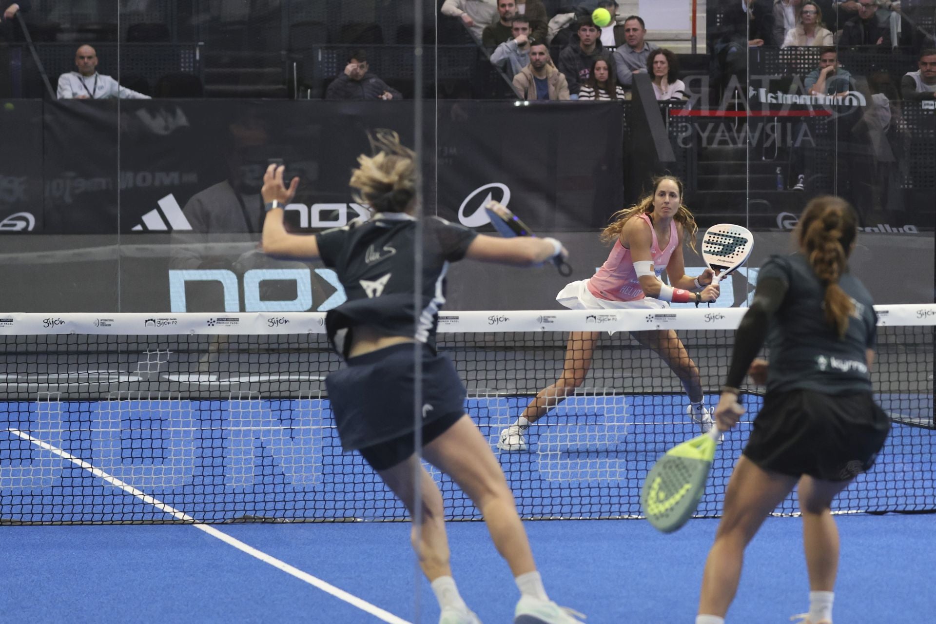 ¿Estuviste en la final femenina del Gijón Premier Padel? ¡Búscate en las fotos!
