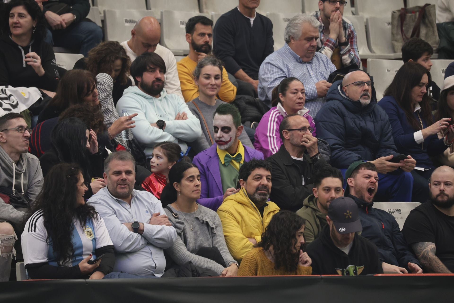 ¿Estuviste en la final femenina del Gijón Premier Padel? ¡Búscate en las fotos!