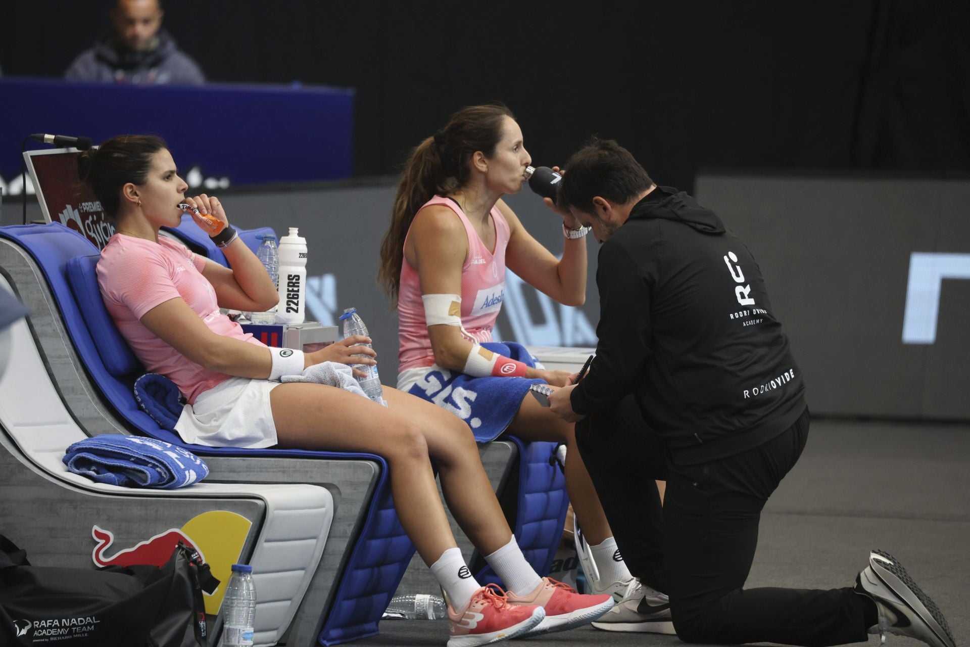 ¿Estuviste en la final femenina del Gijón Premier Padel? ¡Búscate en las fotos!