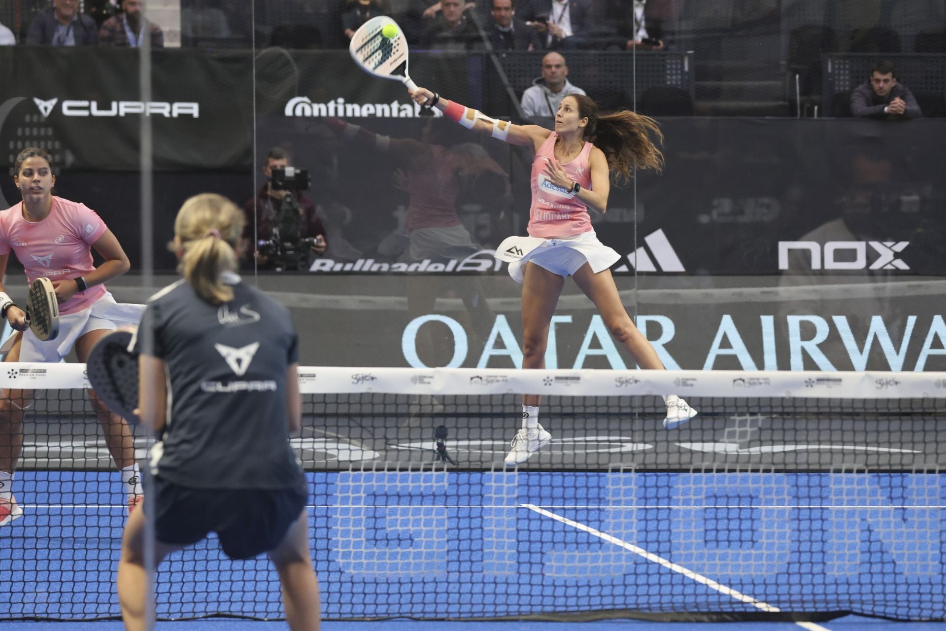 ¿Estuviste en la final femenina del Gijón Premier Padel? ¡Búscate en las fotos!