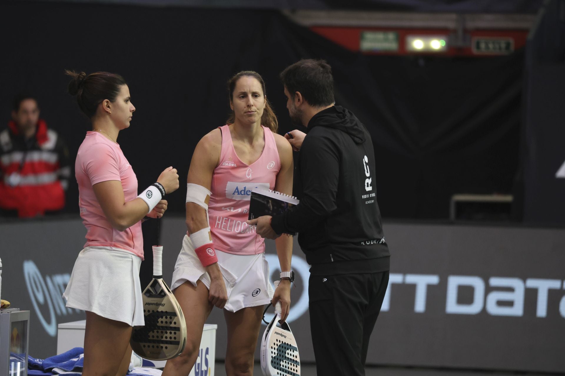 ¿Estuviste en la final femenina del Gijón Premier Padel? ¡Búscate en las fotos!