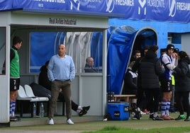 Rozada, en el banquillo del Real Avilés ante el Valladolid Promesas.