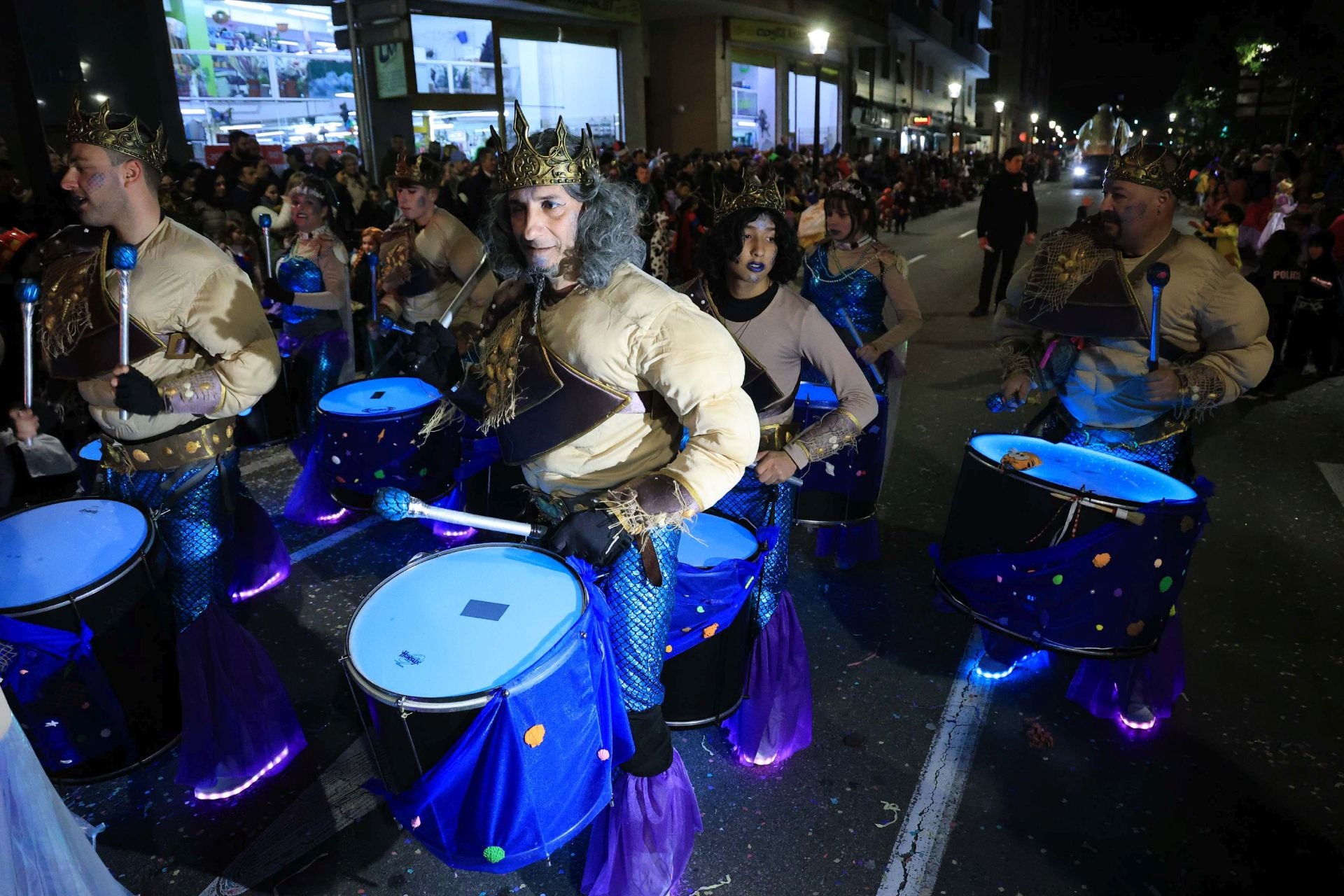 Las mejores imágenes del desfile del Antroxu de Gijón (I)