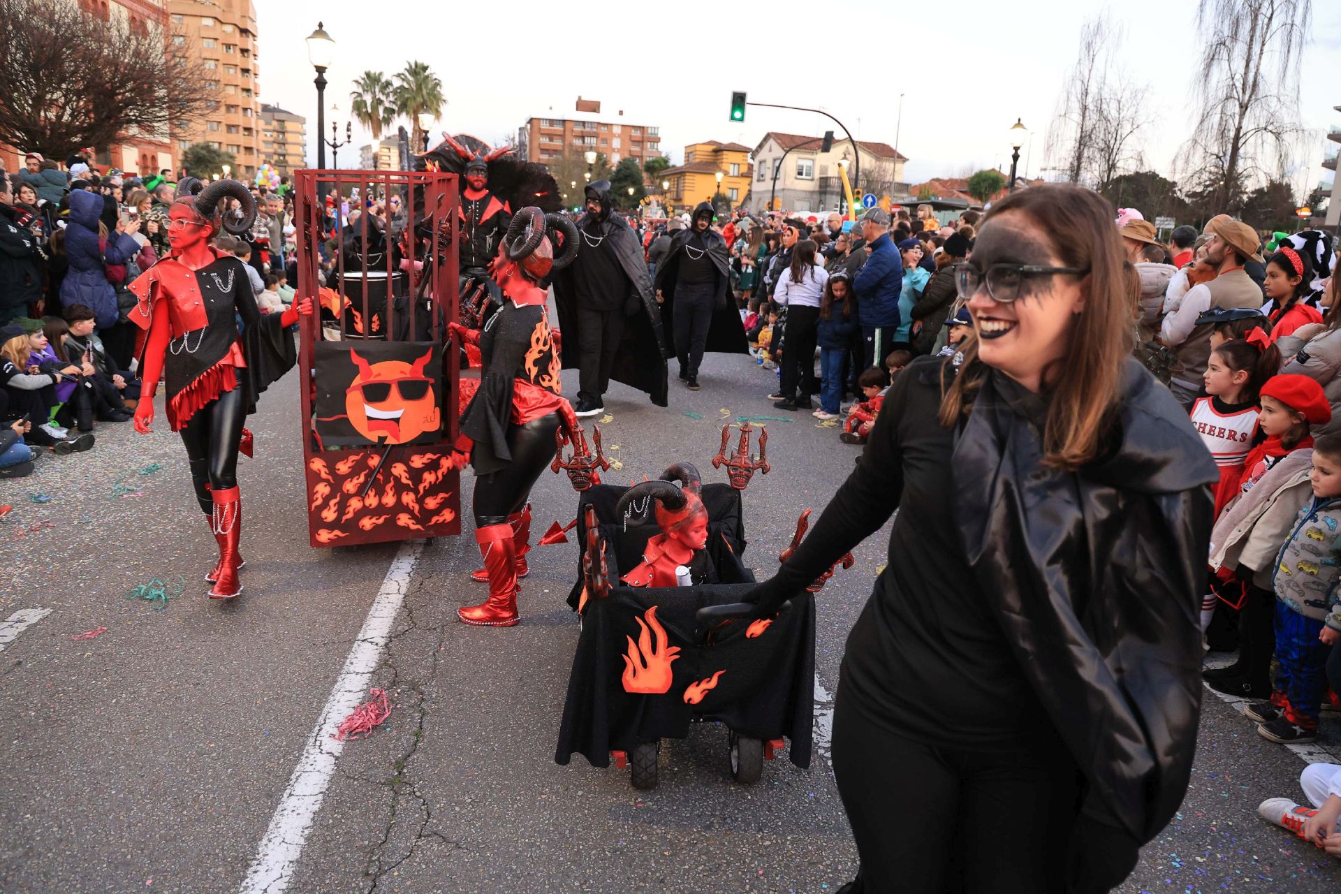 Las mejores imágenes del desfile del Antroxu de Gijón (II)