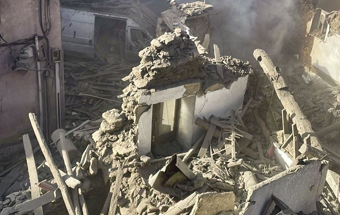 Las imágenes de la explosión de gas en Mieres que ha derrumbado un edificio