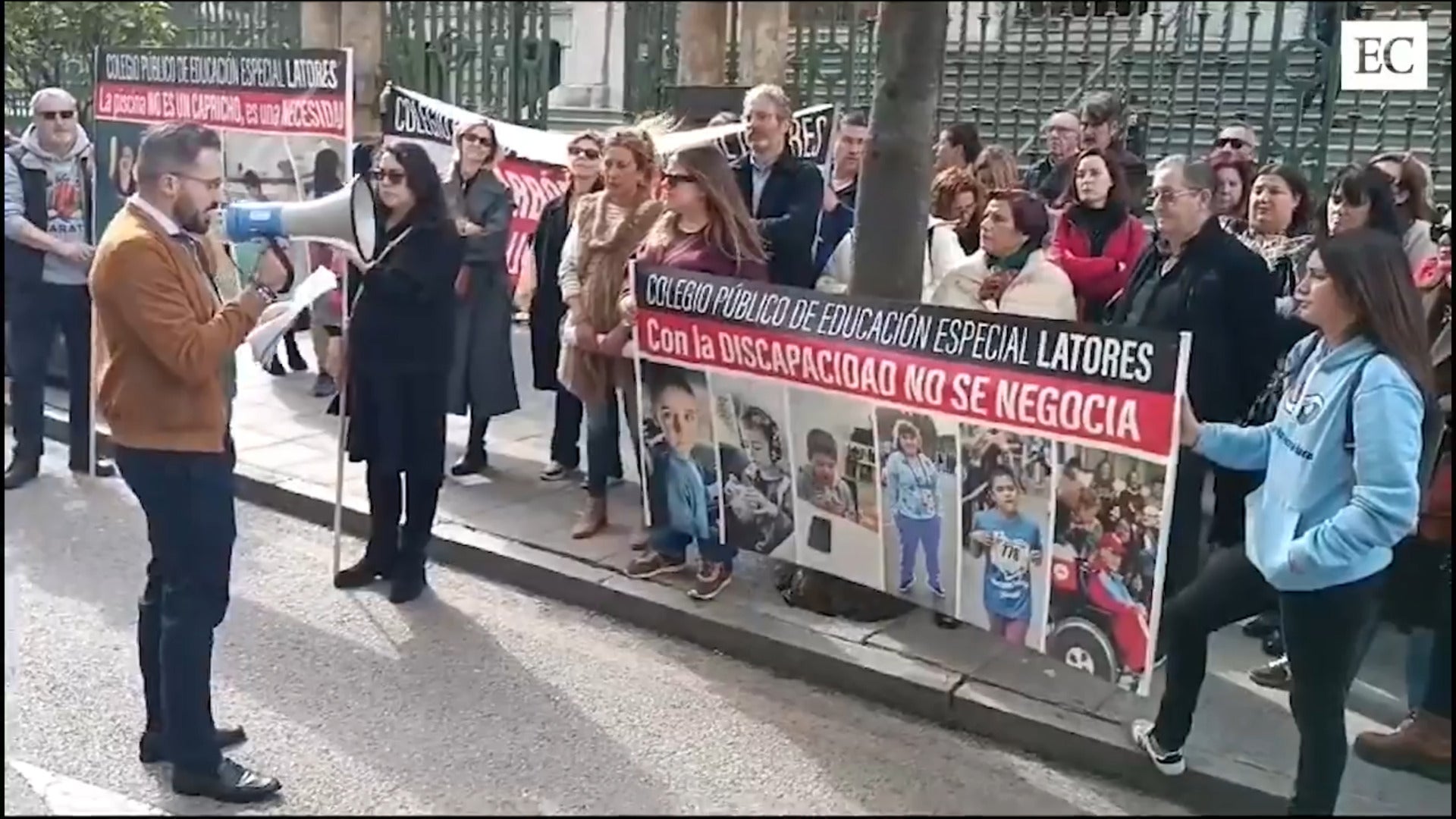 Concentración Colegio de Educación Especial de Latores