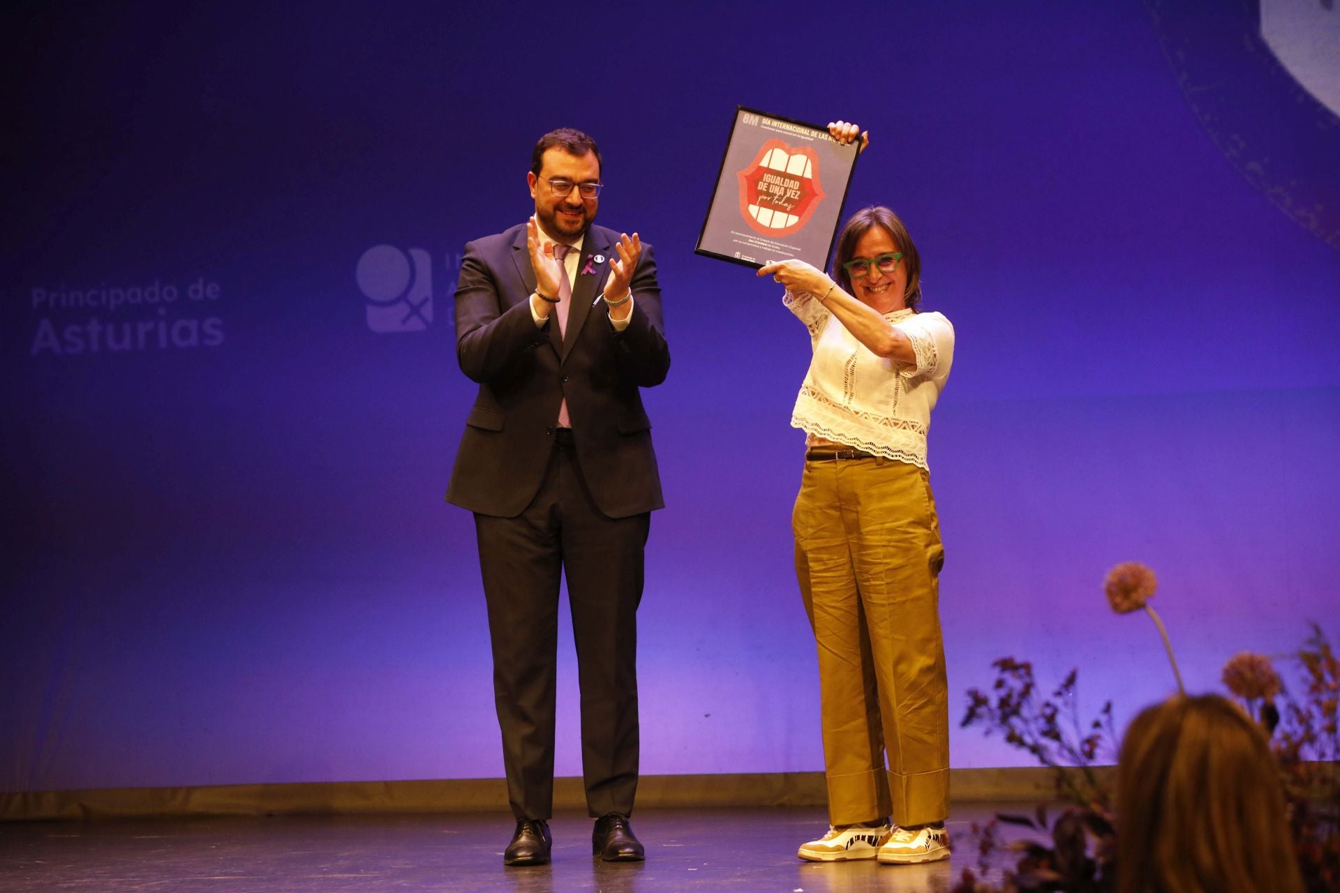 En imágenes: el acto institucional del 8M en Asturias