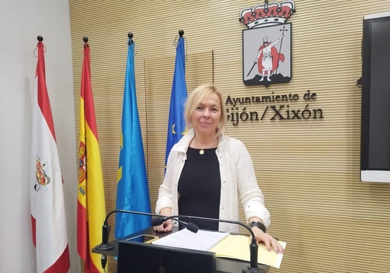 La concejala Sara Álvarez Rouco, en el Ayuntamiento de Gijón.