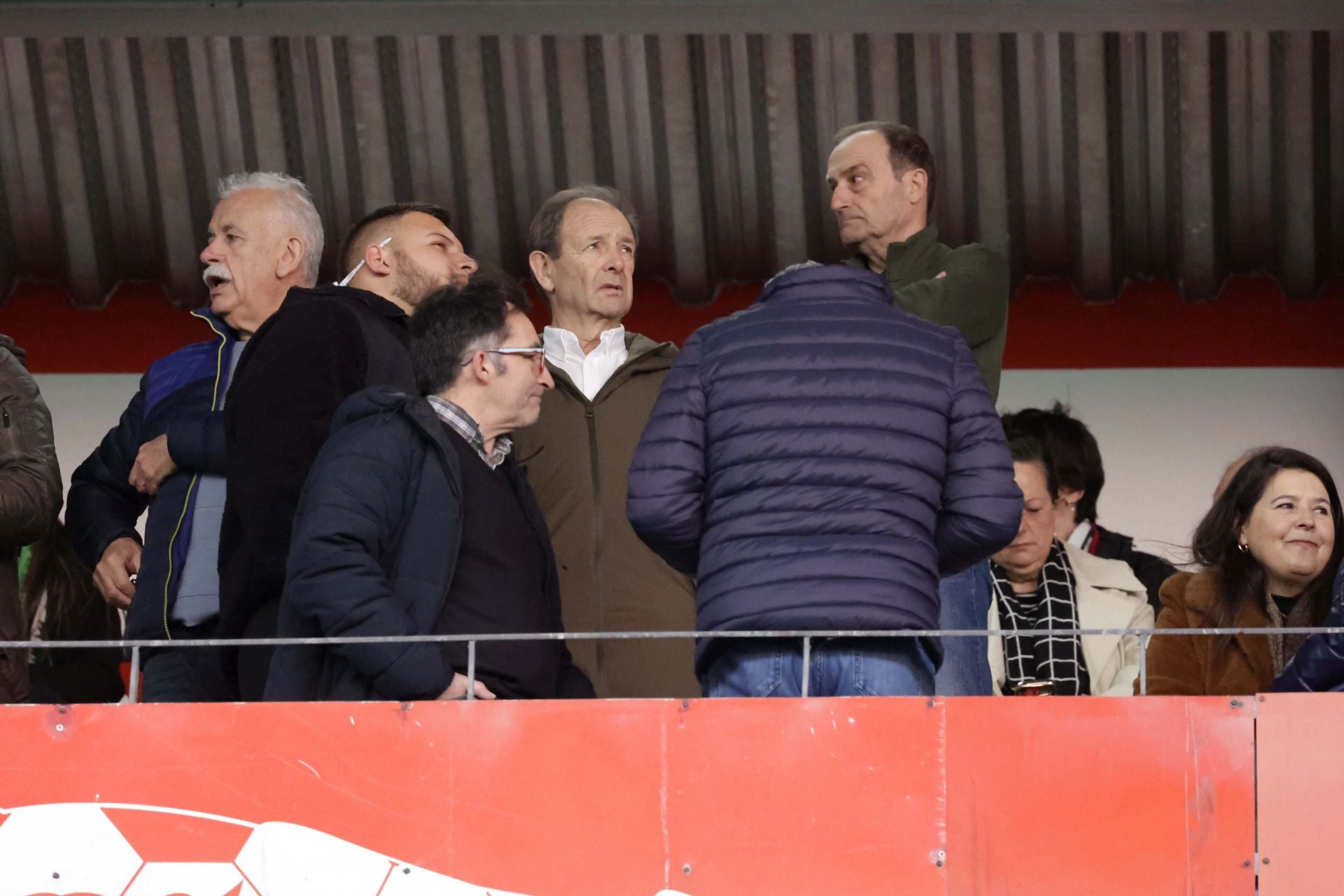 Fotos: ¿Estuviste en el Sporting-Racing en El Molinón? ¡Búscate!