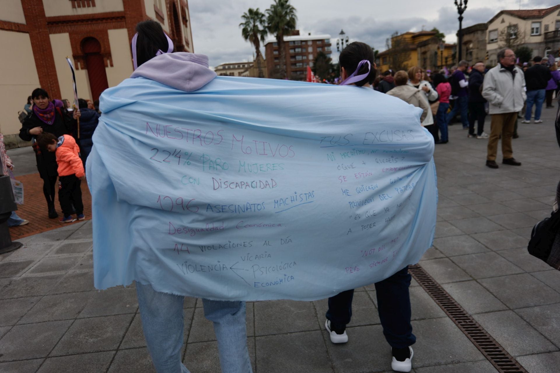Asturias «respira lucha»: las fotos de la manifestación del 8M en Gijón