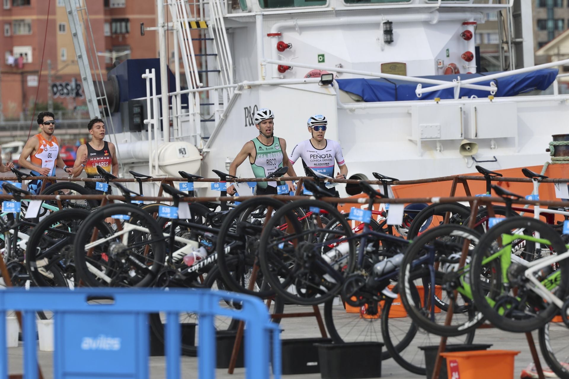 Avilés vibra con el Duatlón: las mejores fotos