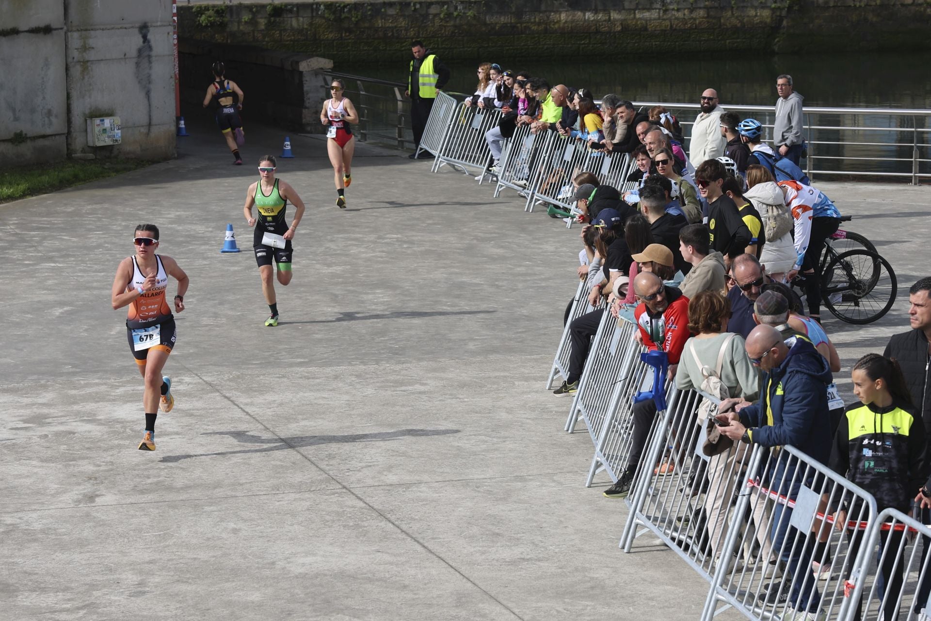 Avilés vibra con el Duatlón: las mejores fotos