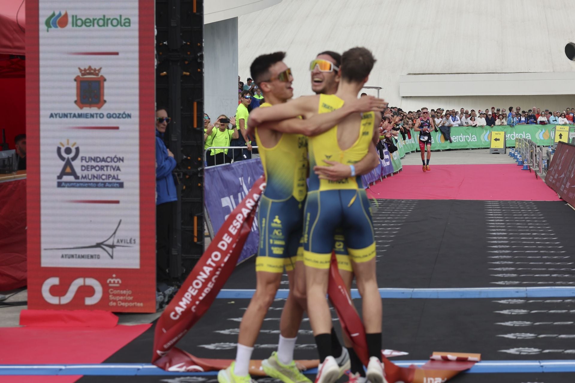 Avilés vibra con el Duatlón: las mejores fotos