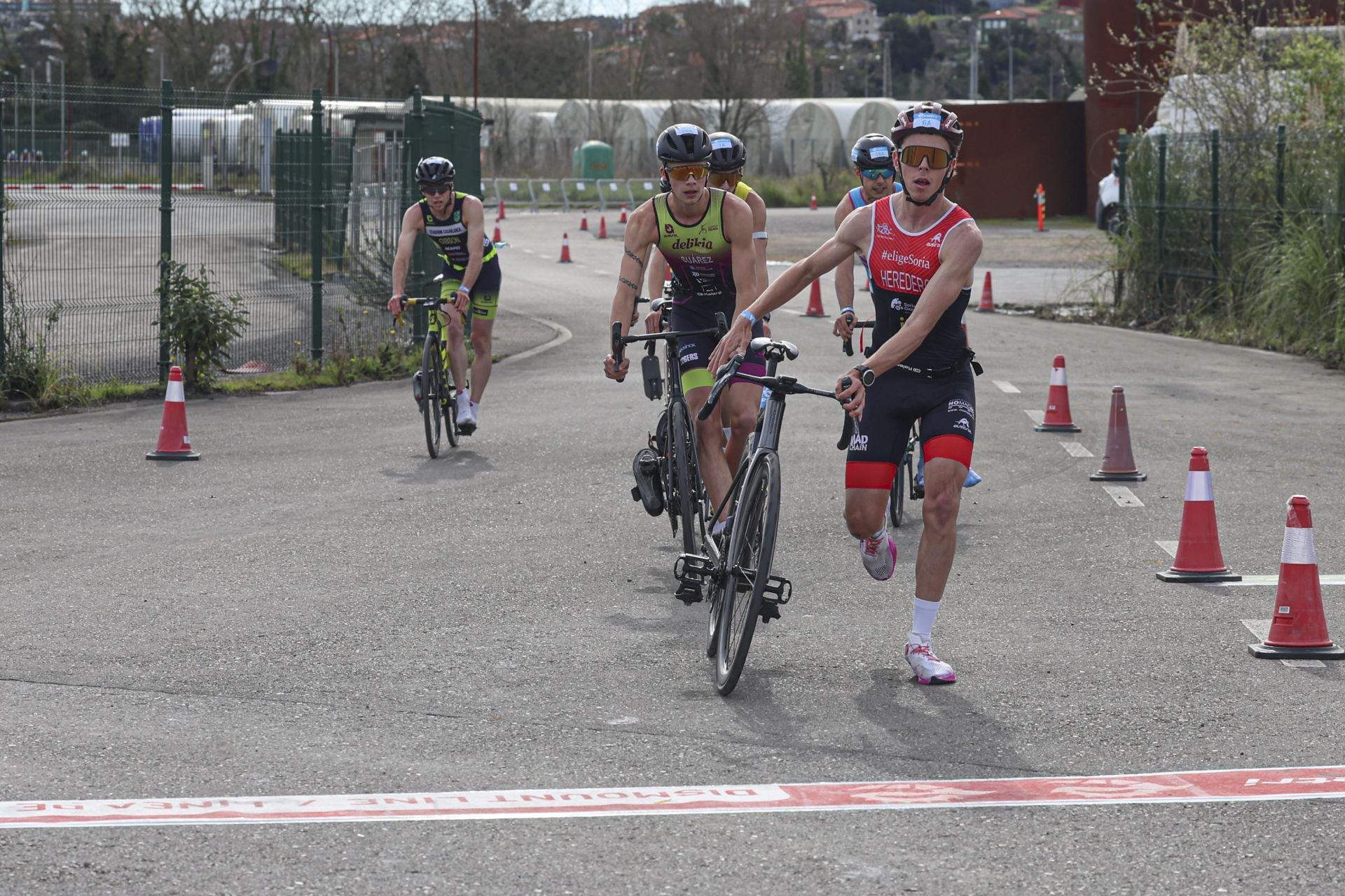 Avilés se llena de duatletas: las fotos de la competición