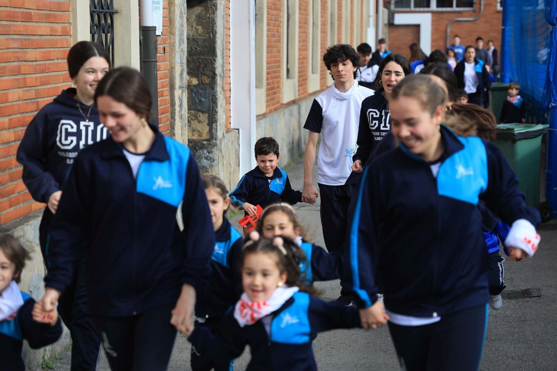 El colegio de La Inmaculada corre por Ecuador