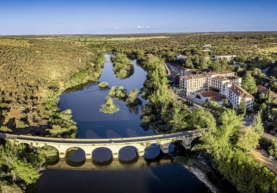 Balneario Ledesma: sumérgete en el bienestar y disfruta del turismo de salud en uno de los centros termales pioneros de España.