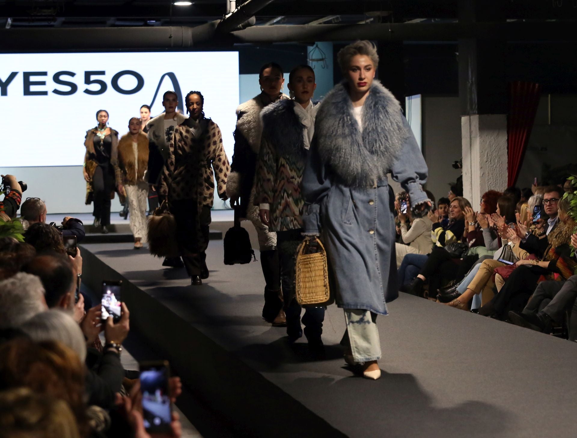 II edición del desfile Laurita Laureada