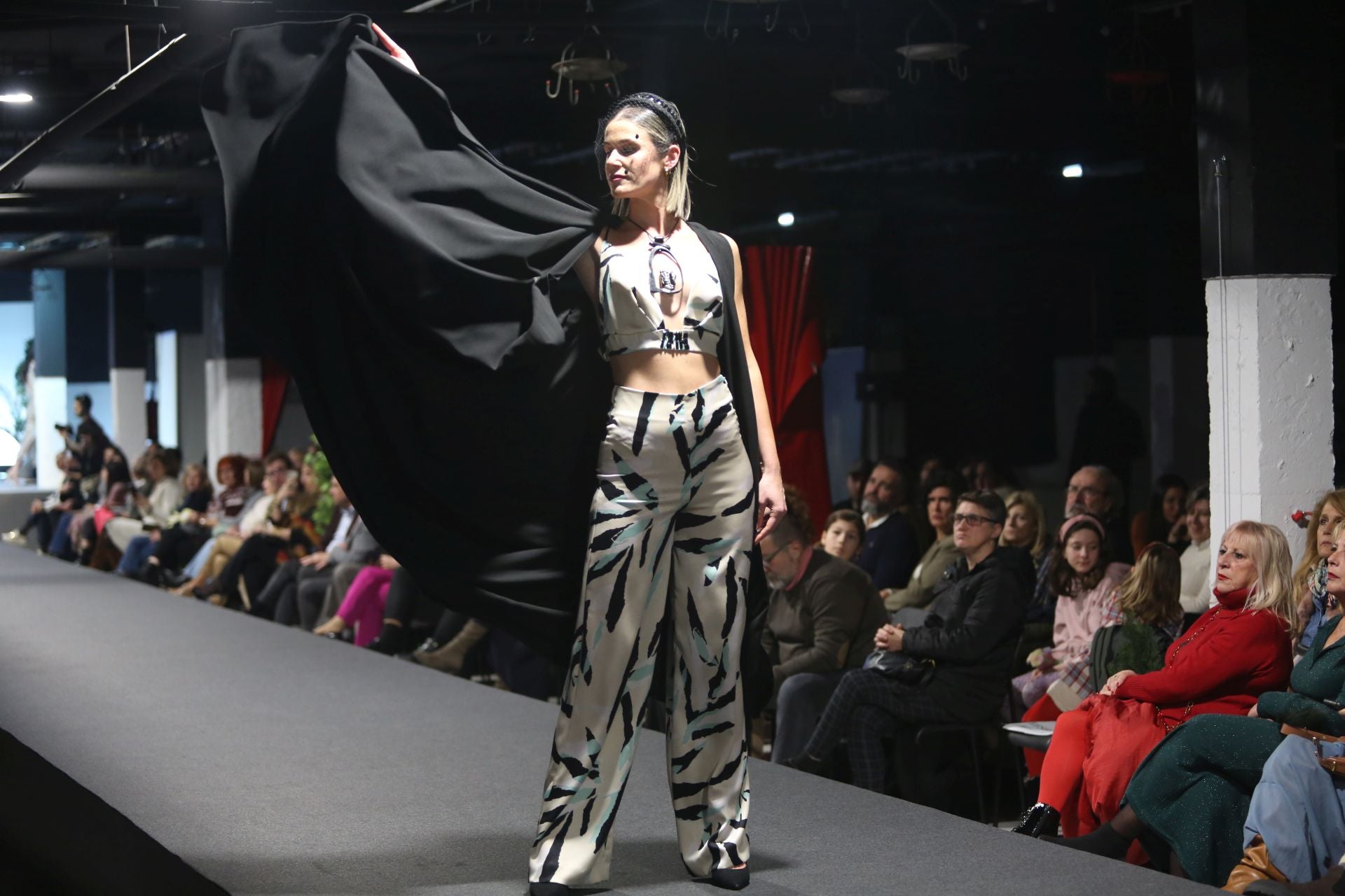 II edición del desfile Laurita Laureada