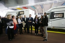 En la inauguración de Nortur participó el presidente de la Cámara, la edil de Turismo y la viceconsejera de Turismo, además de representantes de asociaciones del sector.