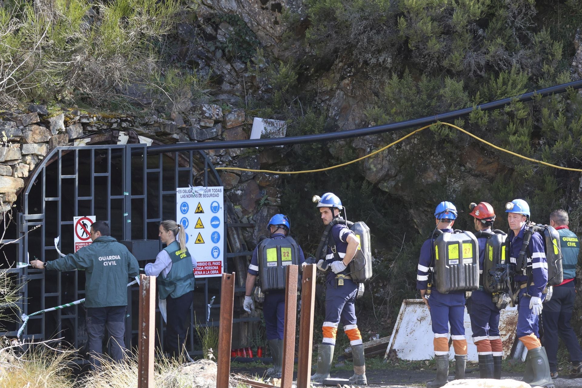 Las imágenes de la inspección de la Guardia Civil en la mina de Cerredo