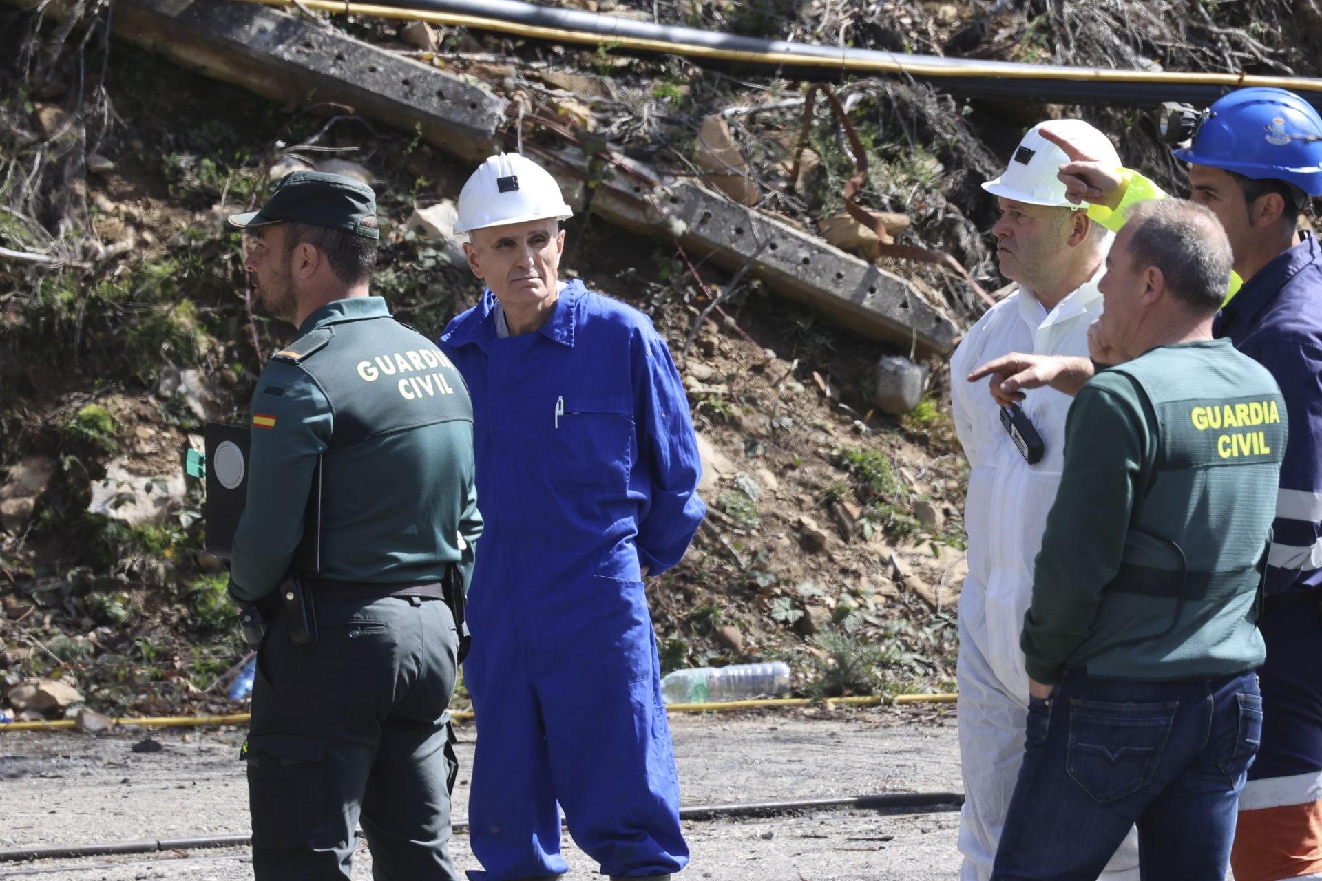 Las imágenes de la inspección de la Guardia Civil en la mina de Cerredo