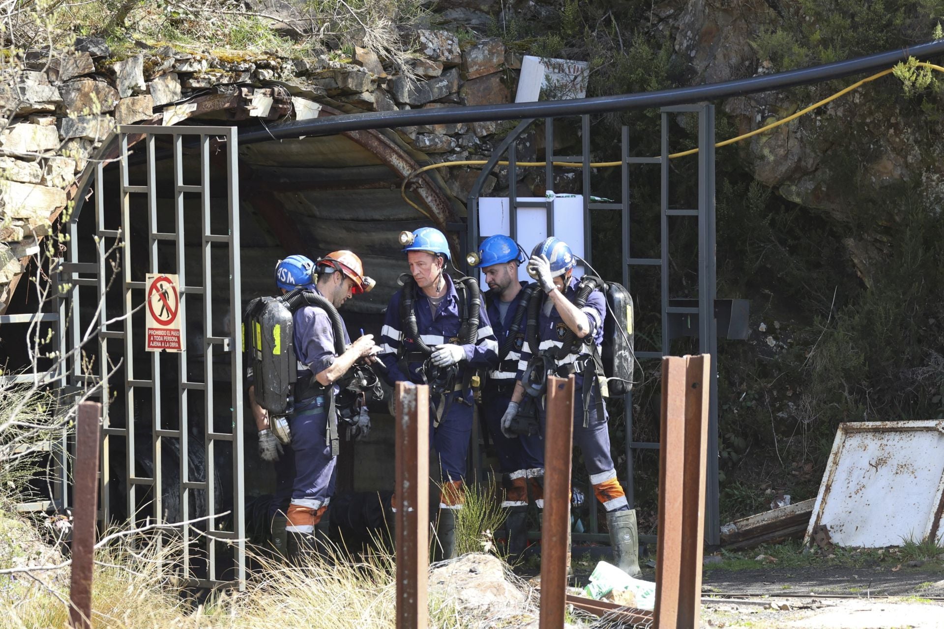 Las imágenes de la inspección de la Guardia Civil en la mina de Cerredo