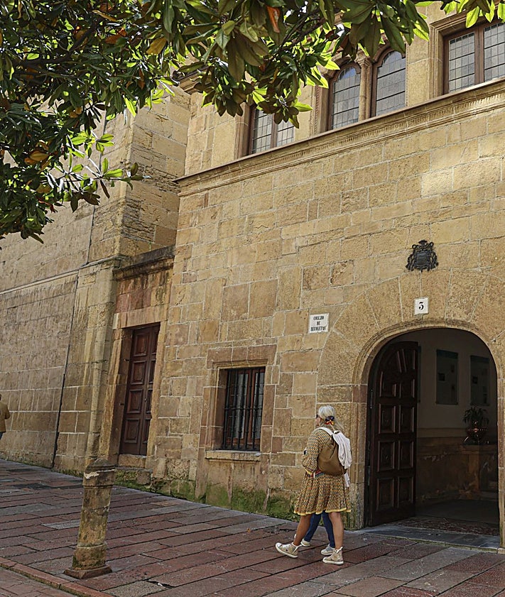 Imagen secundaria 2 - Las sedes universitarias en la calle Principado, González Besada y el Edificio Histórioc