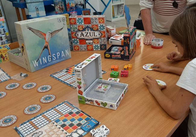 Planes para toda la familia. Los fondos de las bibliotecas incrementan la diversión.