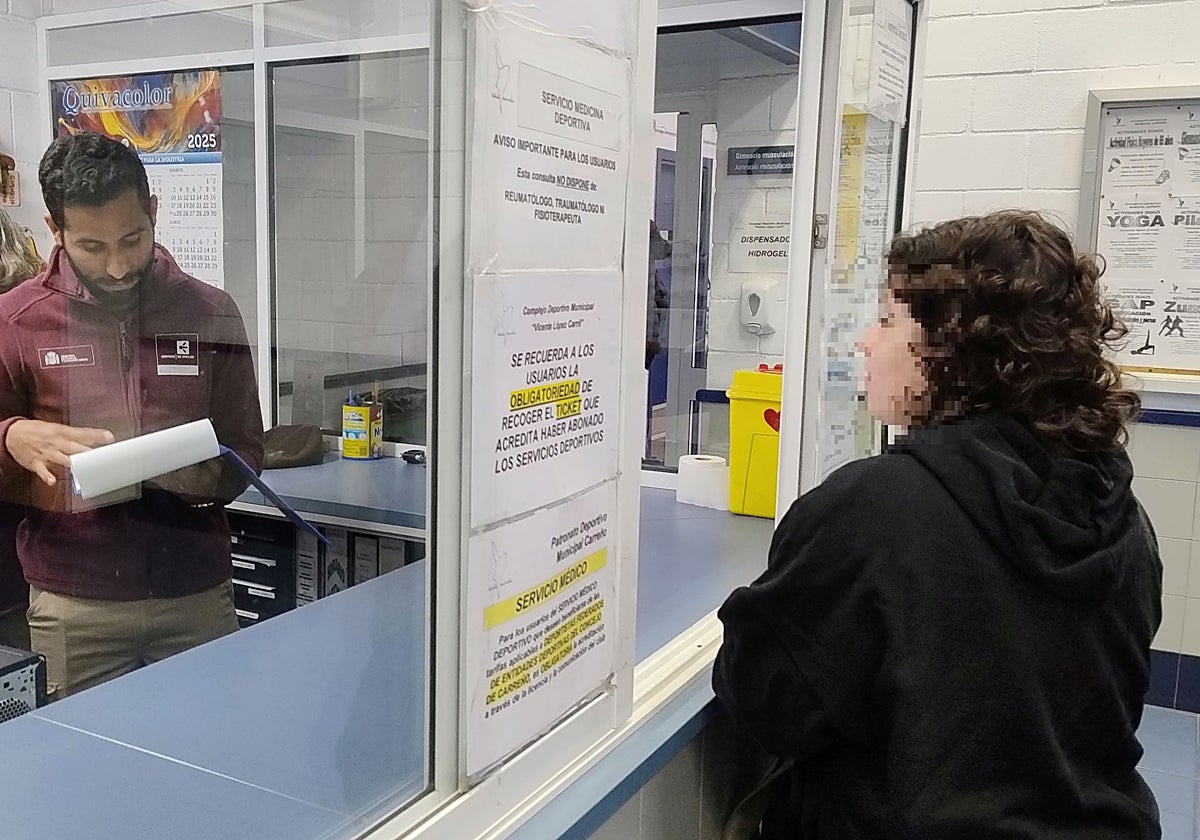 Alumnos del taller de empleo de Carreño, realizando sus primeras tareas prácticas.