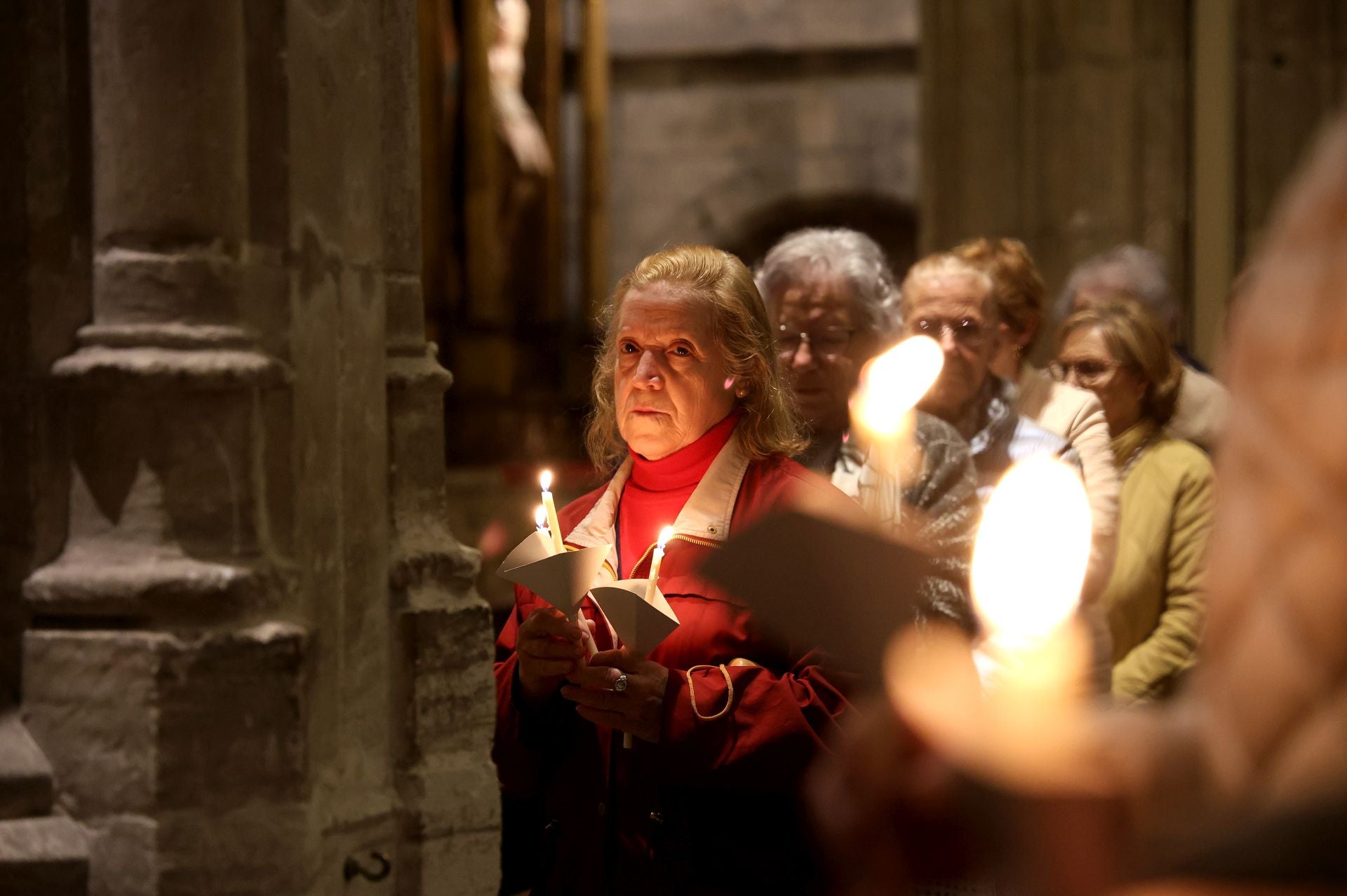 Vía Crucis del Arciprestazgo de Oviedo, en imágenes