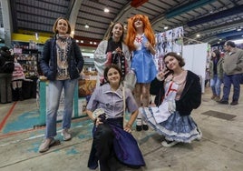 Avilés se rinde a la cultura japonesa en el salón del manga 'Nika-Pon'