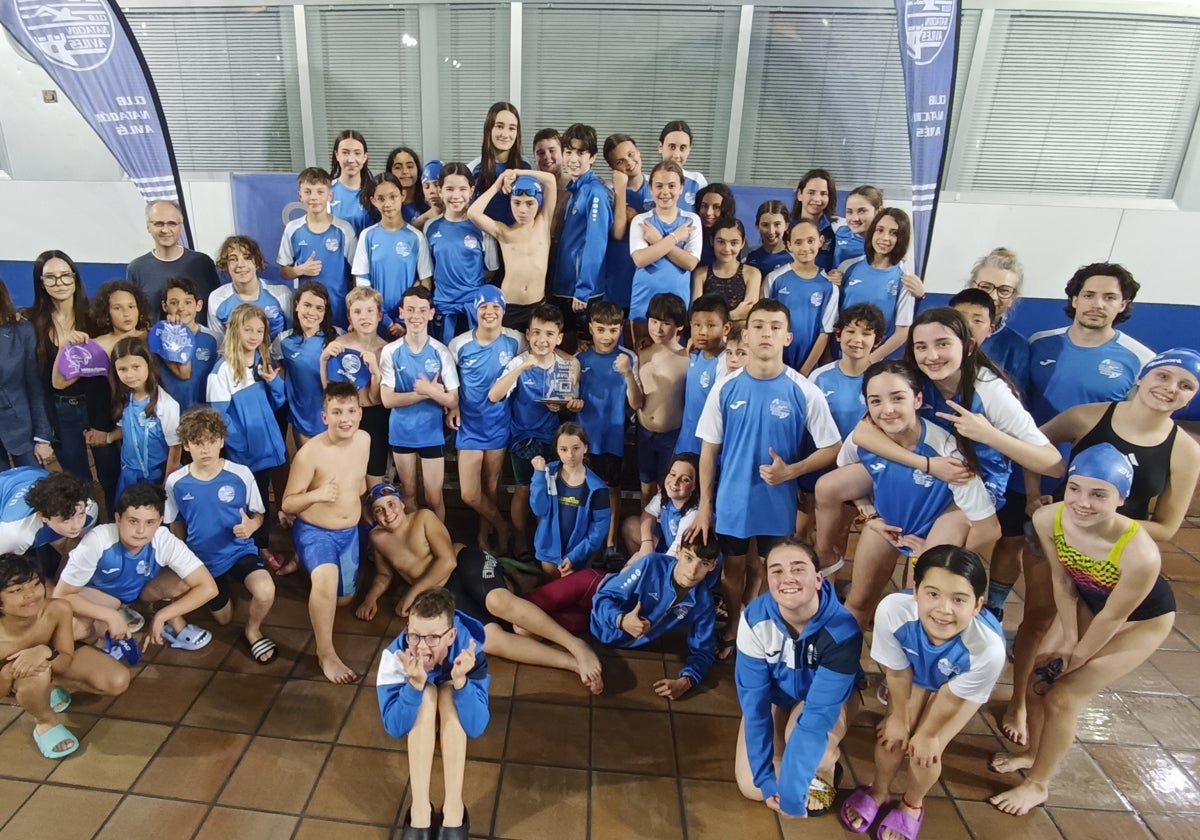 El CN Avilés gana en prebenjamín y acaba cuarto por equipos