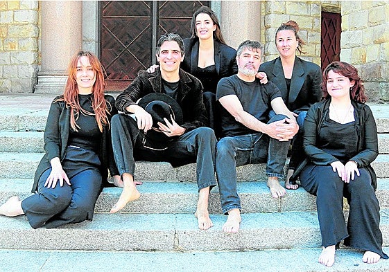 Xana del Mar, Paco Pardo, Ici Díaz, César Alonso, Isabel Marcos y Lola Núñez Prieto.