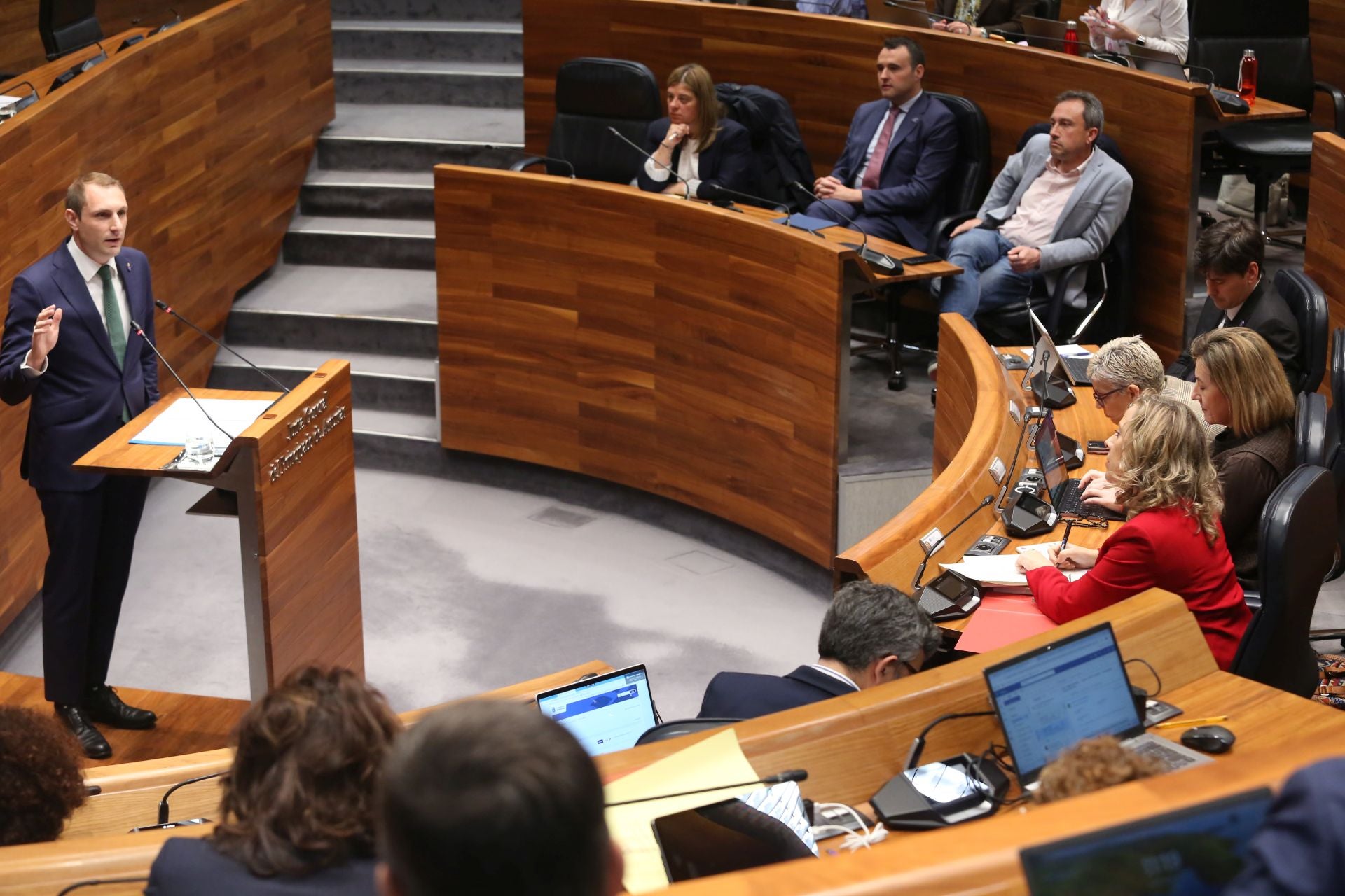 Las imágenes del Pleno que acabó con la dimisión de Belarmina Díaz