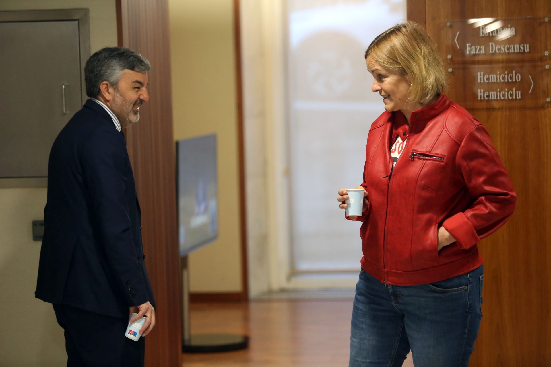 Las imágenes del Pleno que acabó con la dimisión de Belarmina Díaz