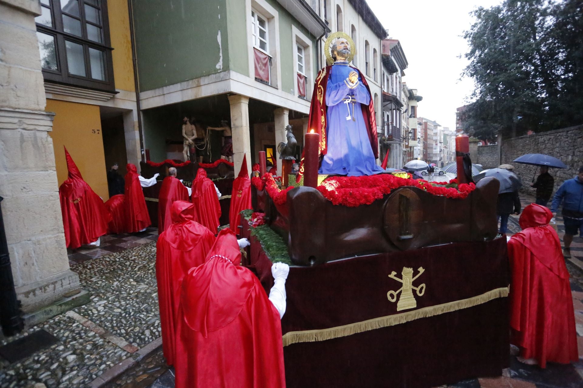 Procesión de San Pedro en Avilés