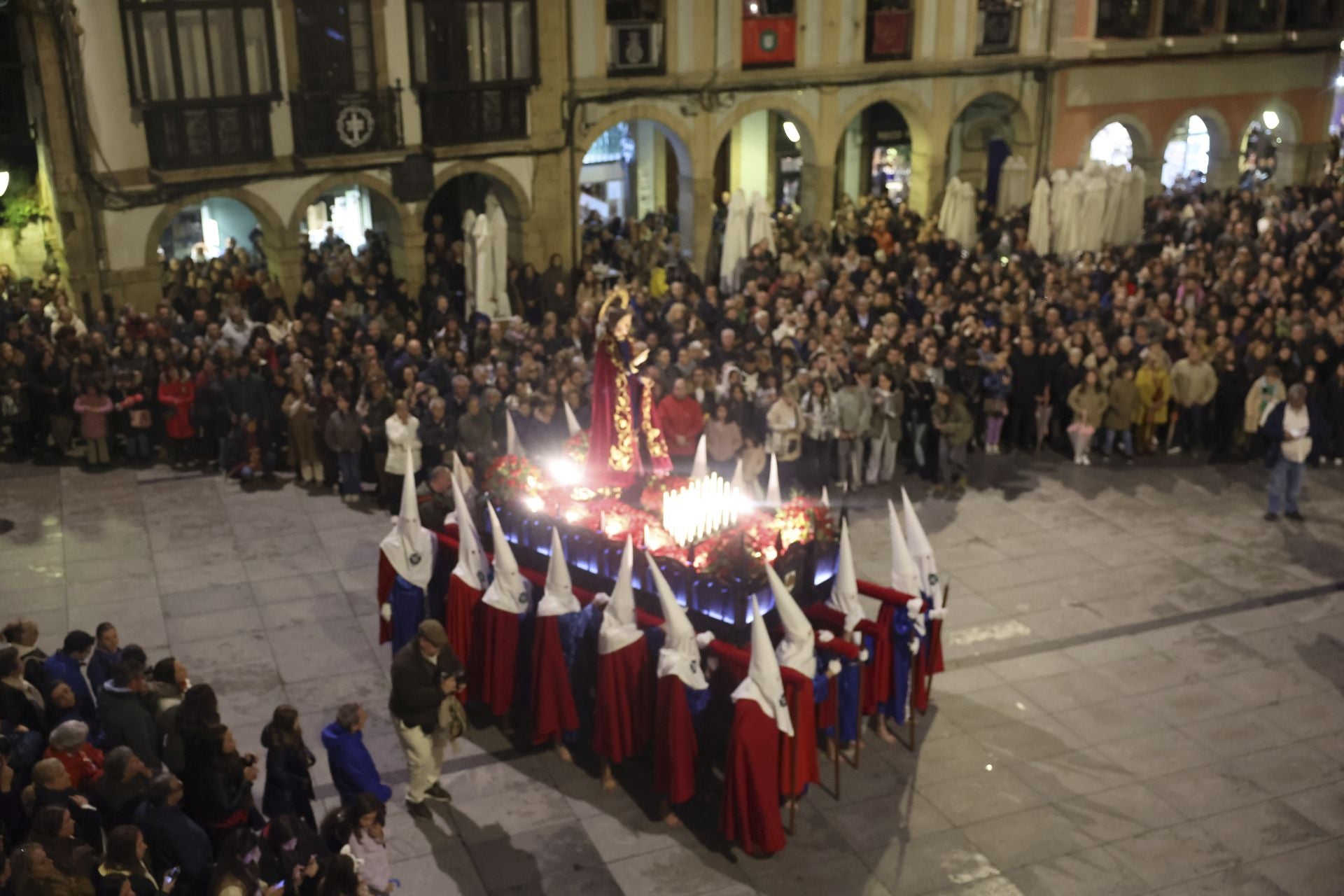 Procesión del Encuentro en Avilés