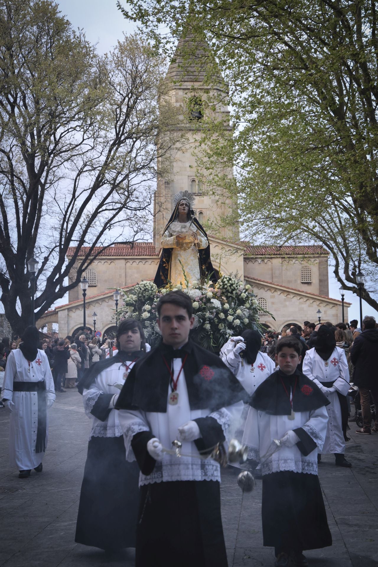 El Encuentro Camino del Calvario recorre Gijón