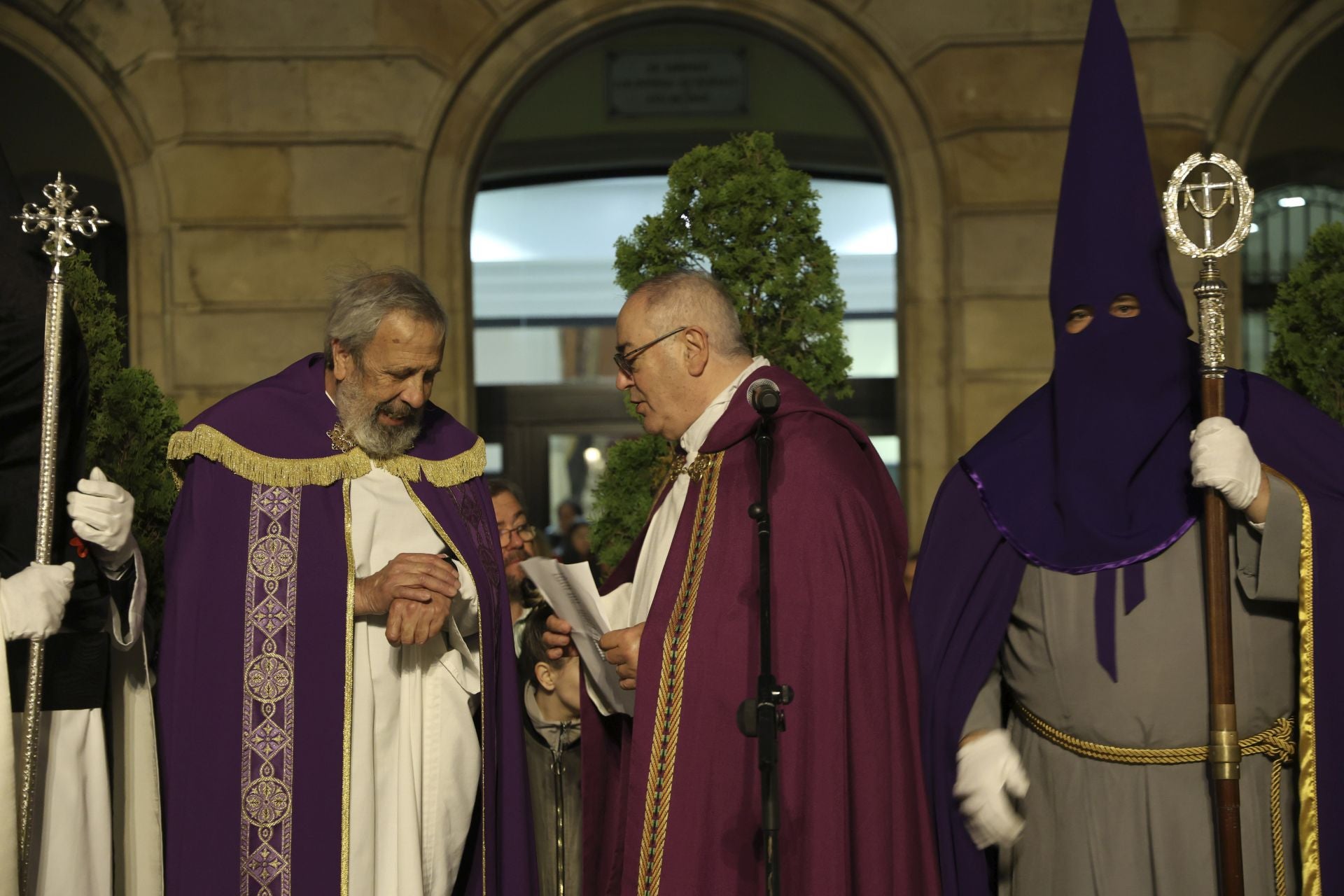El Encuentro Camino del Calvario recorre Gijón