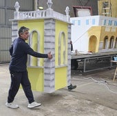 Las carrozas del Desfile de El Bollo ya están prácticamente finalizadas.