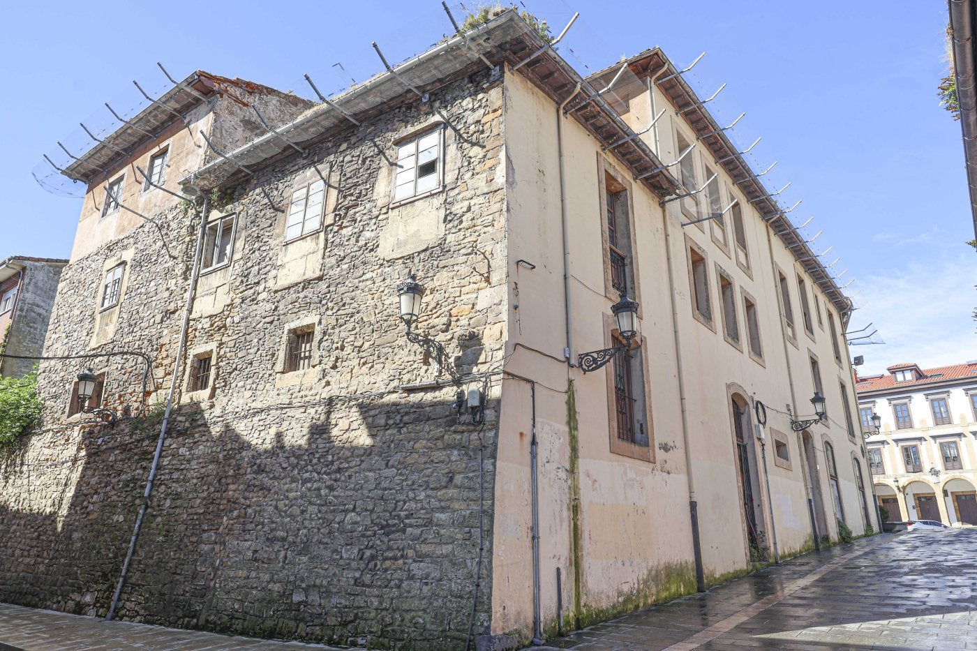 El futuro de la Casona de Carlos Lobo se podría vincular a una residencia de estudiantes y medias estancias.