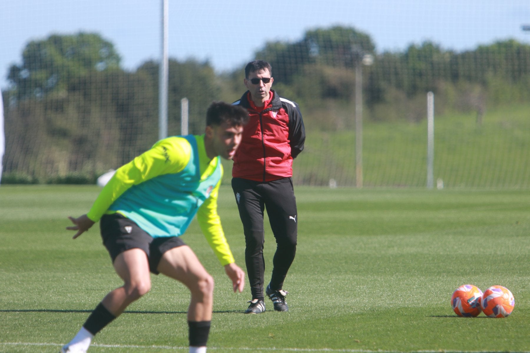 Asier Garitano reconcilia al Sporting con la tranquilidad