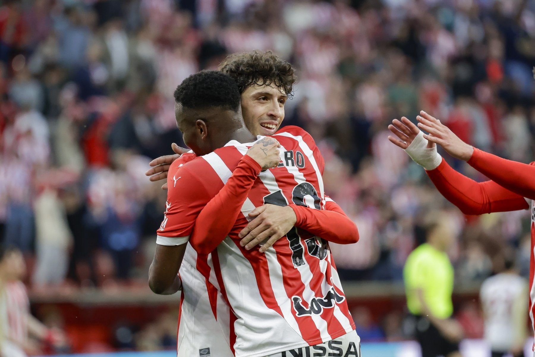 La mejor versión de Gelabert llega a tiempo para el Sporting