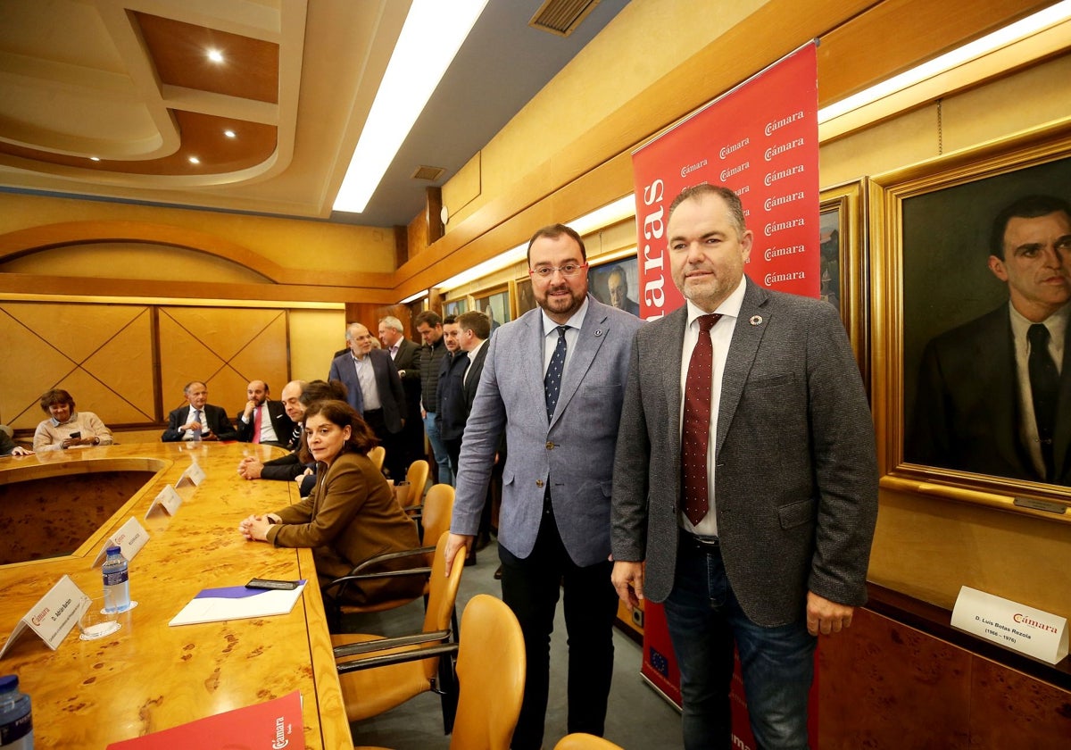 La Cámara de Oviedo ofrece su experiencia y recursos al Principado ante la guerra arancelaria