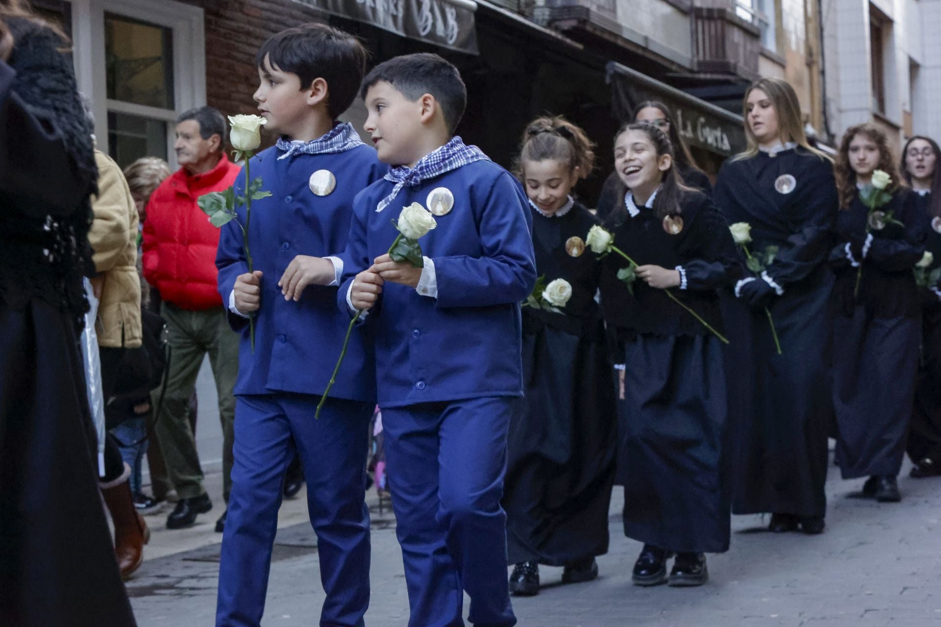 Procesión de la Virgen del Rosario en Candás